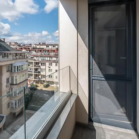 New Stylish 1-bedroom Flat In Business District Sofia